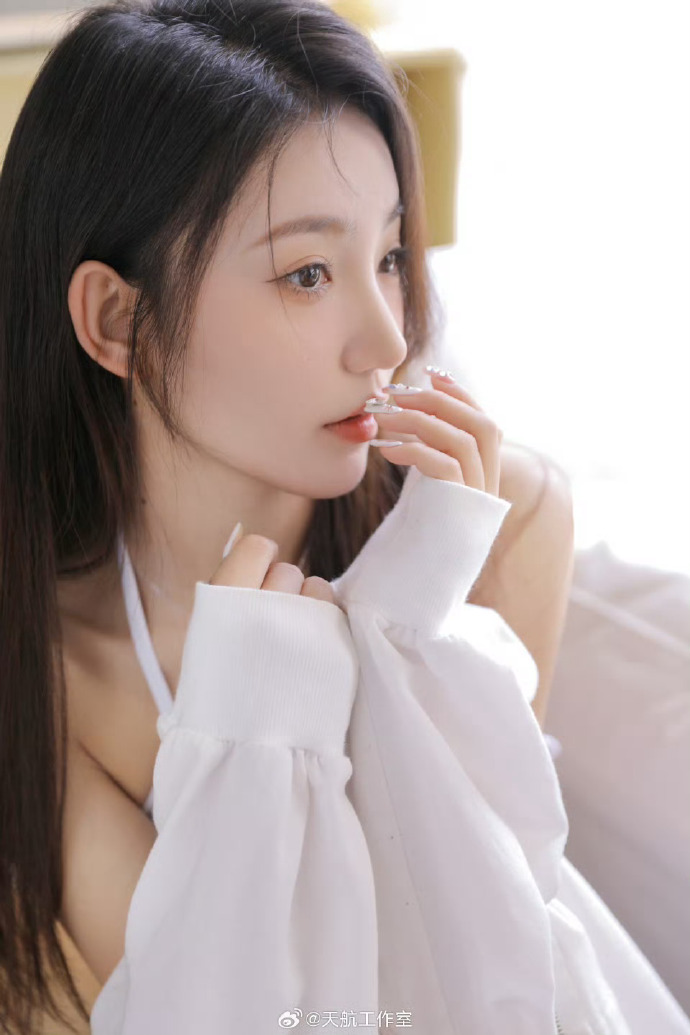 成人AI短剧在线-人物线索·镜头衔接封面